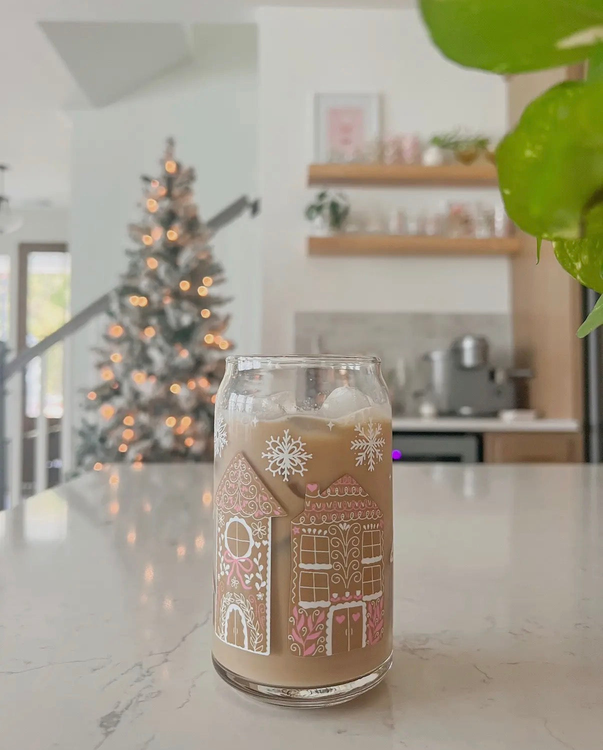 Gingerbread 16oz Glass